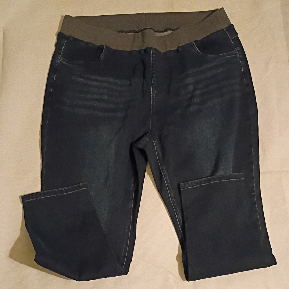 BloomChic Dark Blue Jeggings